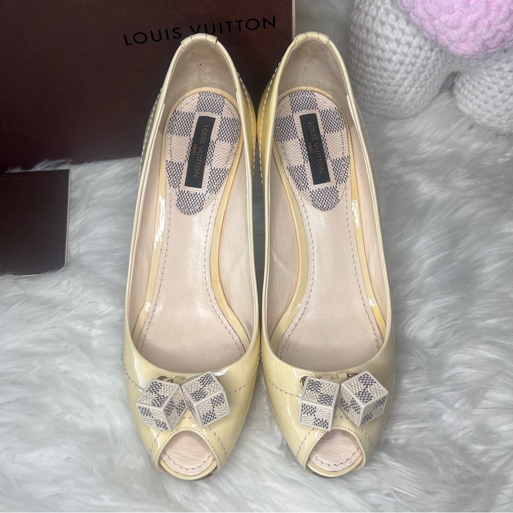 Louis Vuitton Cream Patent Leather and Damier Azur Peep Toe Heel Shoes Size EU36 - Picture 3 of 12